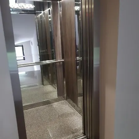 Apartman Wild Walnut