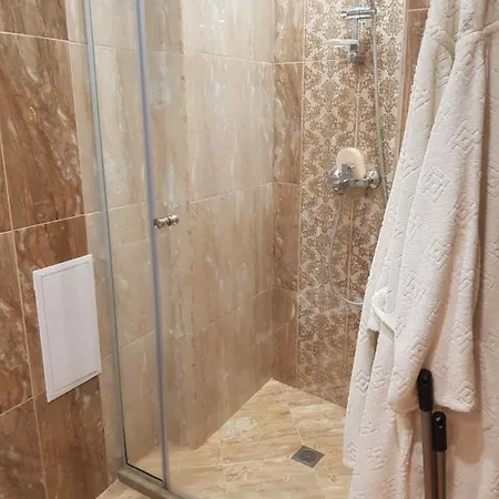 Wild Walnut * Várna